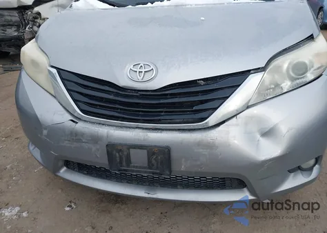 2011 Toyota Sienna Le V6 из США, поврежденный, VIN 5TDKK3DC3BS103180